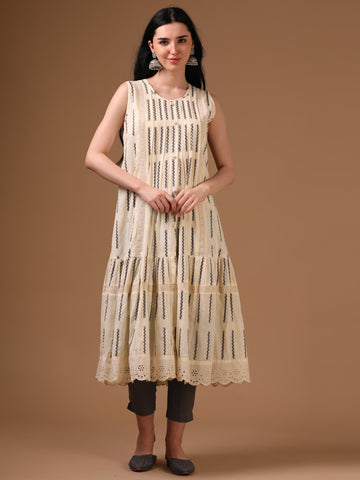Off-White Sleeveless Traditional Motifs Flared Dress