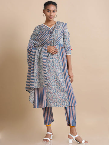 Blue 3/4th sleeves Cotton Floral print, embellishments Regular fit Calf length Kurta Set - With Dupatta