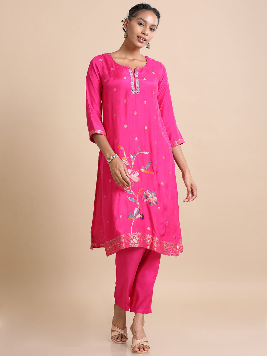 Pink 3/4th sleeves Silk Floral print Regular fit Calf length Kurta Set - With Dupatta