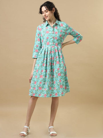 Pastel Green 3/4Th Sleeves Cotton Floral Regular Fit Knee Length Dress