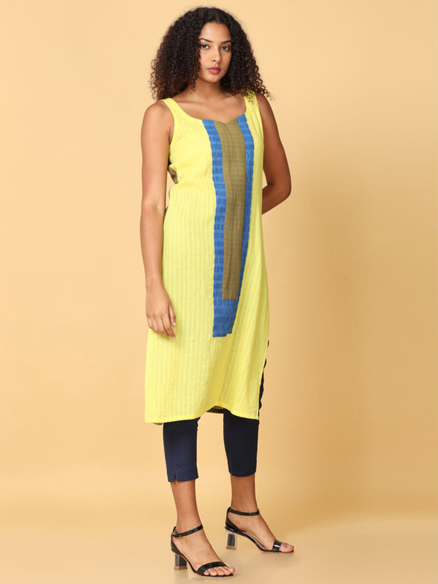 Hassu's Women Yellow Sleeveless Cotton Striped Regular Knee Length Sweetheart Neckline Kurta