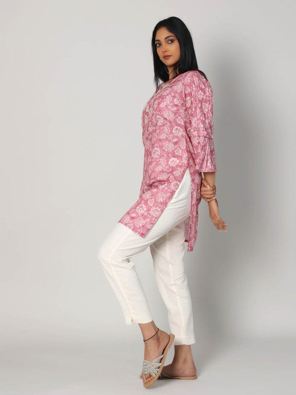 Onion Pink 3/4th Sleeves Lenin Embellishment work on neck placket Thigh length Kurta