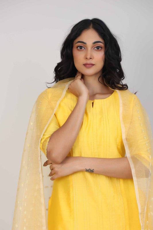 Yellow 3/4th Sleeves Chanderi Knife pleats at the front with zari stitch Calf length Kurta Set - With Dupatta