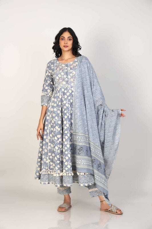 Grey 3/4th Sleeves Cotton All over print floral Calf length Kurta Set - With Dupatta