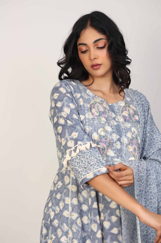 Grey 3/4th Sleeves Cotton All over print floral Calf length Kurta Set - With Dupatta