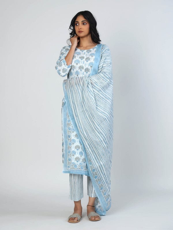 Blue 3/4th Sleeves Cotton All over print floral Calf length Kurta Set - With Dupatta