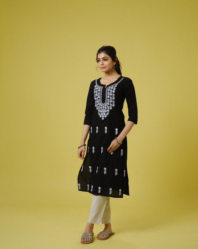 Black 3/4th Sleeves Cotton Cambric Floral Thread Work Knee Length Kurta