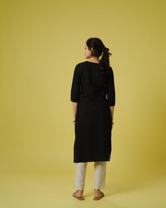 Black 3/4th Sleeves Cotton Cambric Floral Thread Work Knee Length Kurta