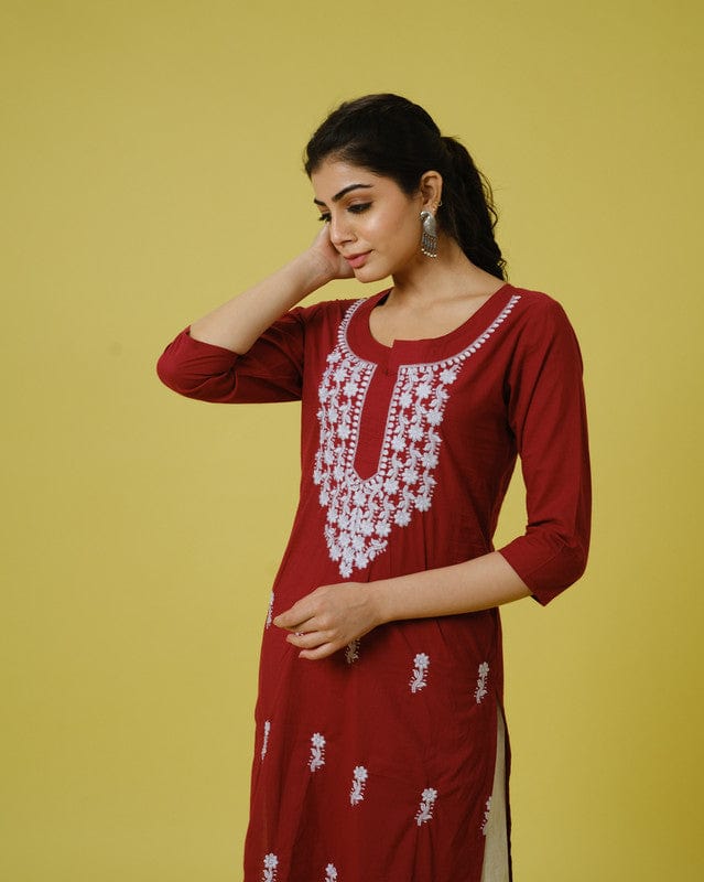 Maroon 3/4th Sleeves Cotton Cambric Floral Thread Work Knee Length Kurta
