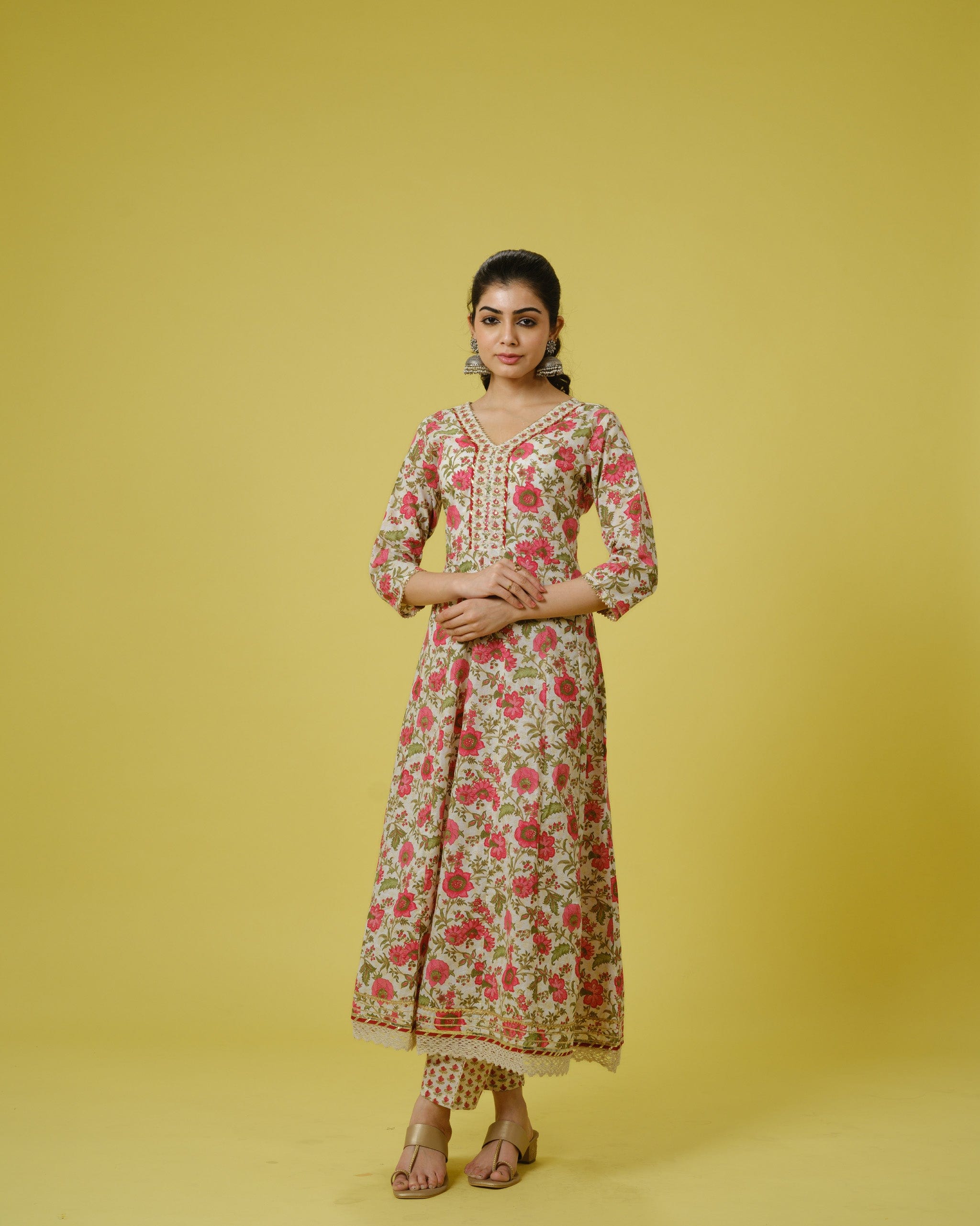 White 3/4th Sleeves Cotton Floral Print Calf Length Kurta Set - With Dupatta