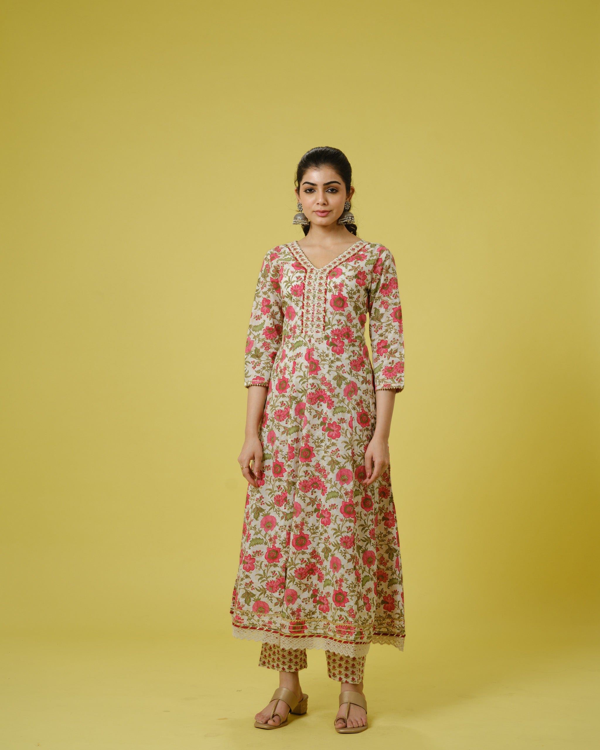 White 3/4th Sleeves Cotton Floral Print Calf Length Kurta Set - With Dupatta