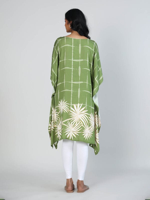 Green 3/4th Sleeves Viscose Floral and checkered Knee length Kaftan