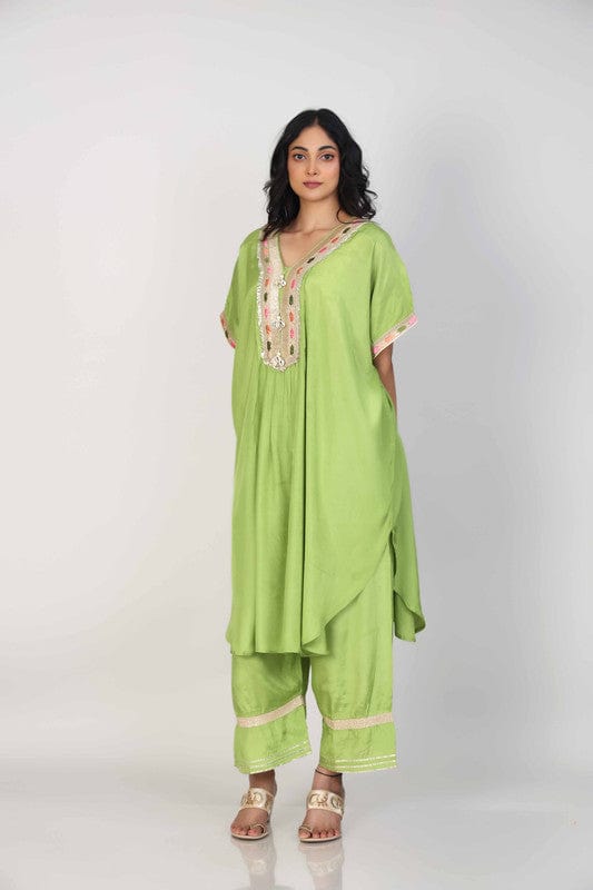 Green Elbow Sleeves Chanderi Lace attachament on neck placket Calf length Kurta Set - Without Dupatta
