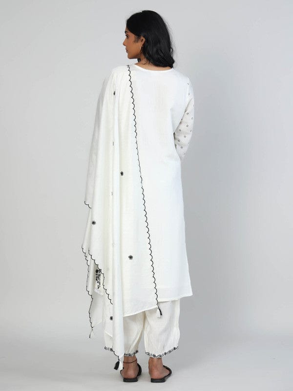 Cream 3/4th Sleeves Chanderi All over mixed prints Calf length Kurta Set - With Dupatta