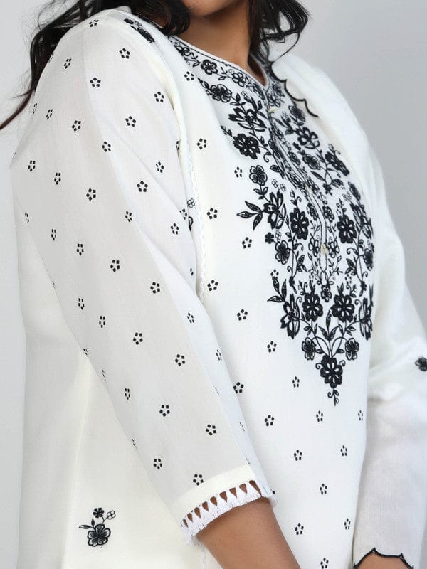 Cream 3/4th Sleeves Chanderi All over mixed prints Calf length Kurta Set - With Dupatta