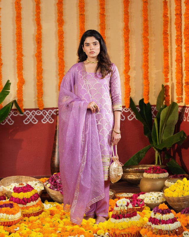 Lilac 3/4th slevees Chanderi Fish scale Calf length Kurta set - With Dupatta