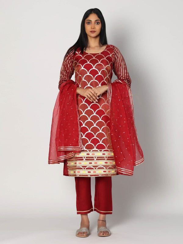 Maroon 3/4th Sleeves Chanderi All over print Calf length Kurta Set - With Dupatta