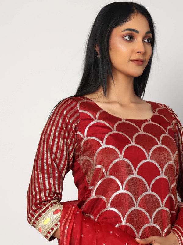 Maroon 3/4th Sleeves Chanderi All over print Calf length Kurta Set - With Dupatta