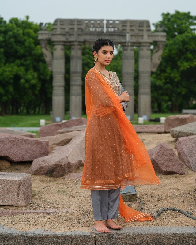 Grey 3/4th Sleeves Buta work, neck panel work Chanderi Below knee Length Kurta Set - With Dupatta