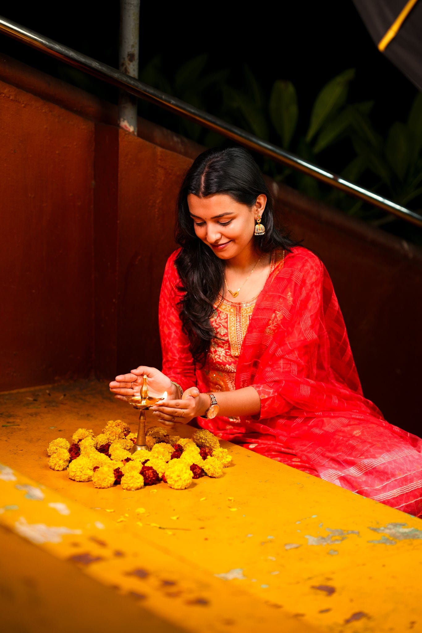 Red 3/4th Sleeves Chanderi Silk Calf length Kurta set - With Dupatta