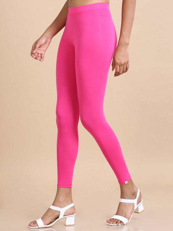 Fushia Single jersey Solid Slim fit Ankle length Legging