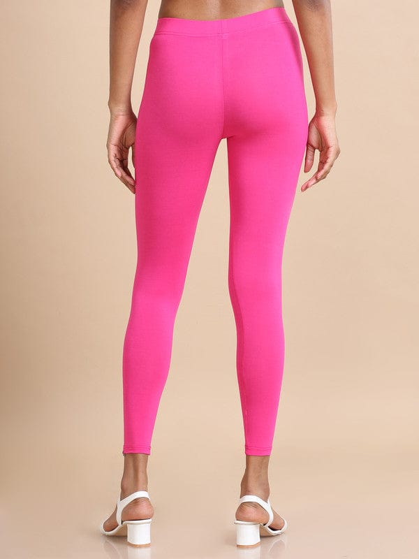 Fushia Single jersey Solid Slim fit Ankle length Legging